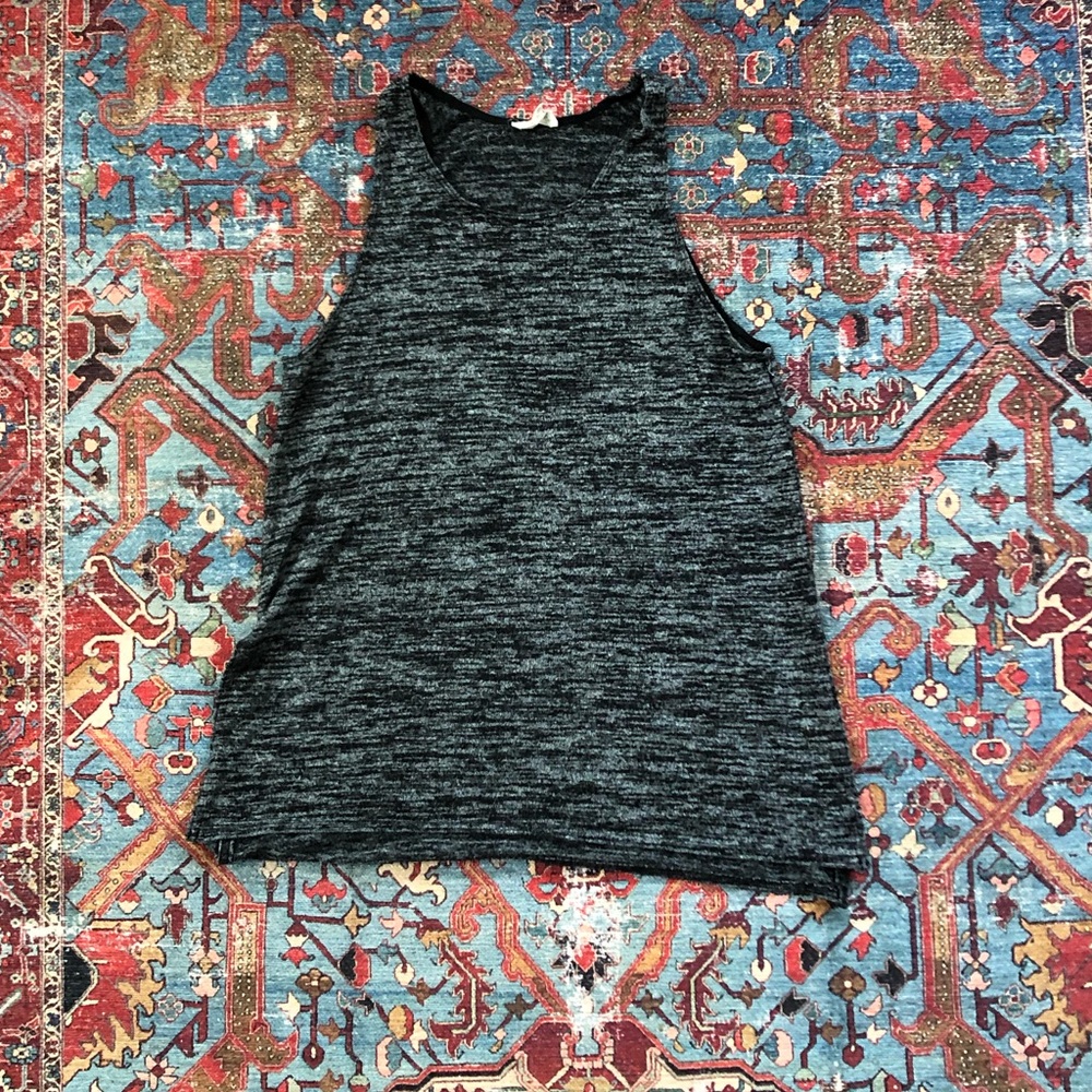 Aritzia Wilfred Free tank